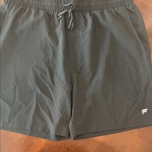 Fabletics Men’s Cabana Short. Lightweight moisture wicking drawstring short. NWT